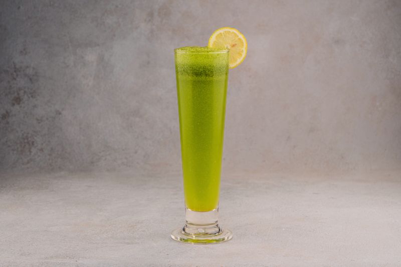 Fresh Italian lemonade with mint and ice